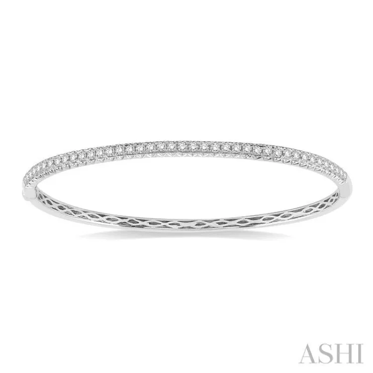 1 Ctw Round Cut Diamond Stackable Bangle in 14K White Gold