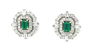 18 Karat White Emeralds Gemstone Earrings