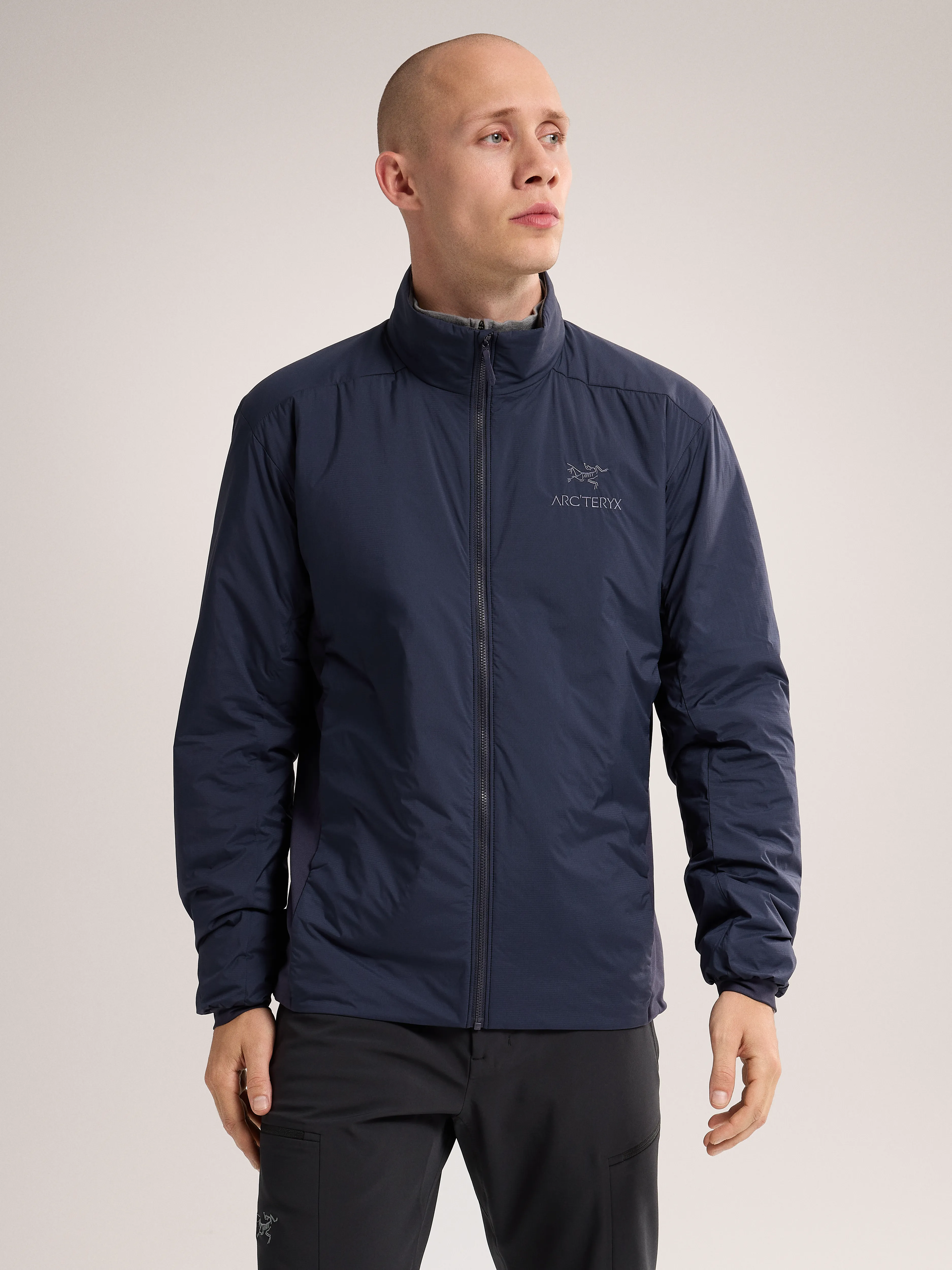 Arc&#x27;teryx Men&#x27;s Atom Jacket Black Sapphire | Buy Arc&#x27;teryx Men&#x27;s Atom Jacket Black Sapphire here | Outnorth