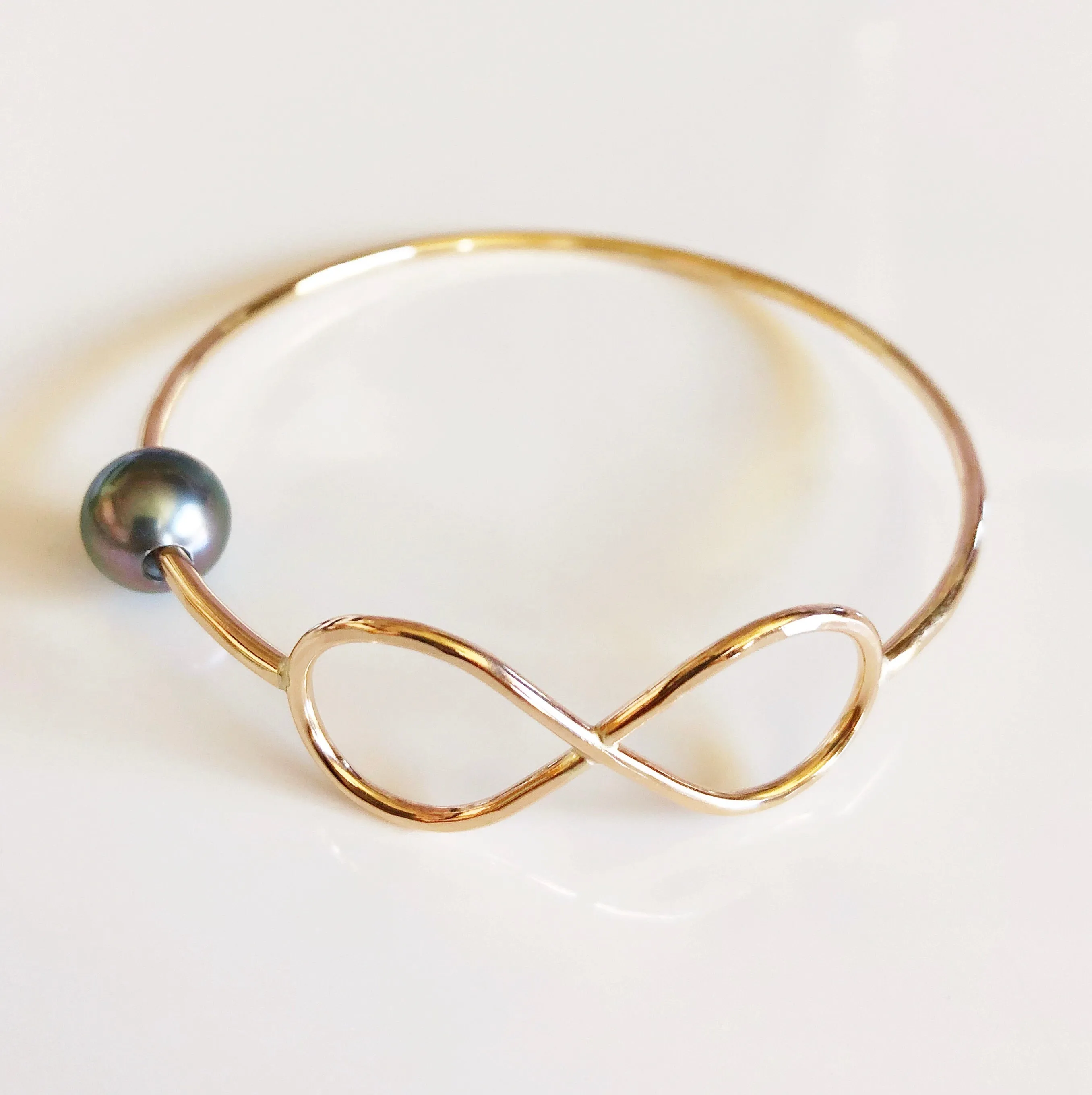 Bangle HALIA - white fresh water pearl (B211)