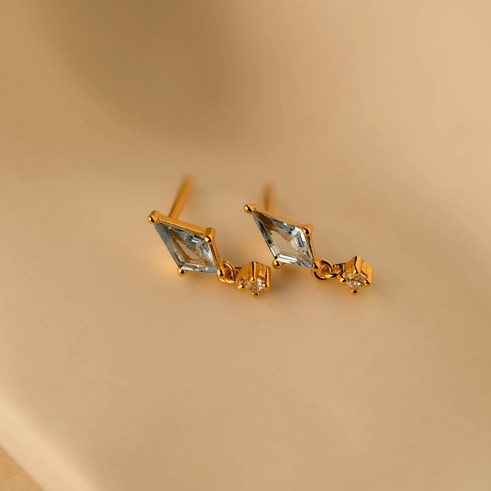 Blue Diamond Earrings Set