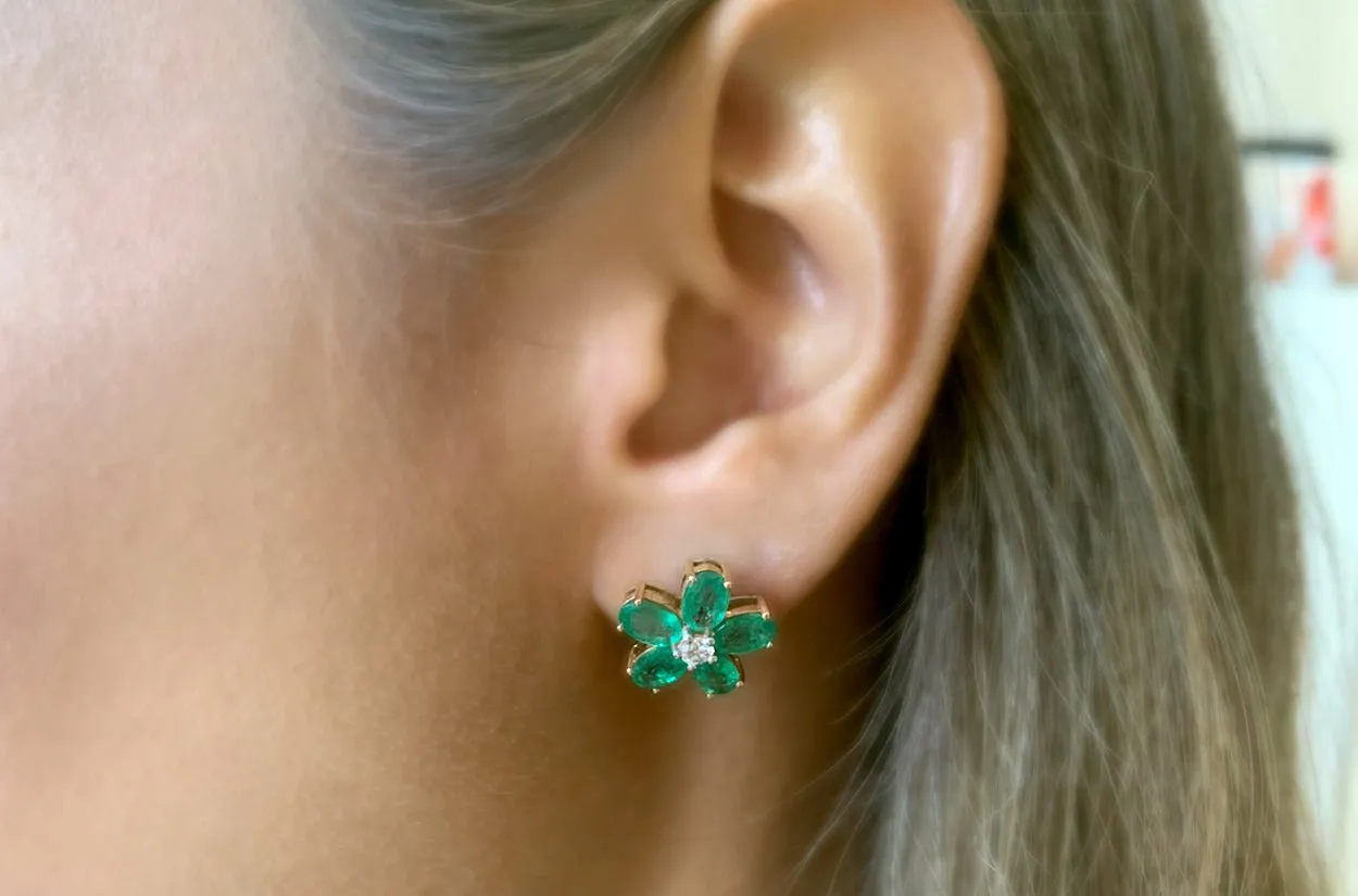 Earrings Flowers 18kt Gold Emerald & Diamonds