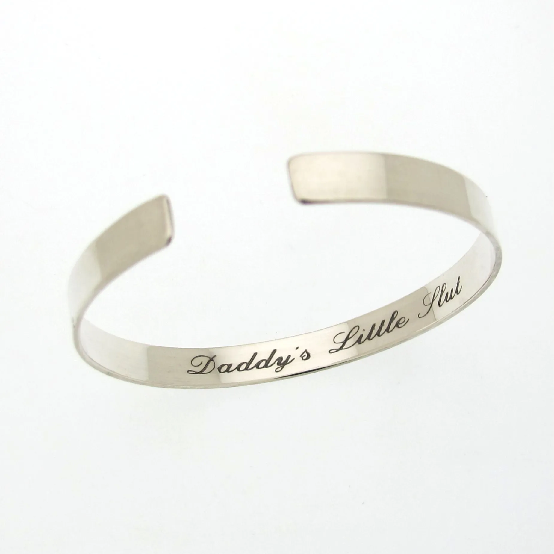 Engraved remembrance bracelet