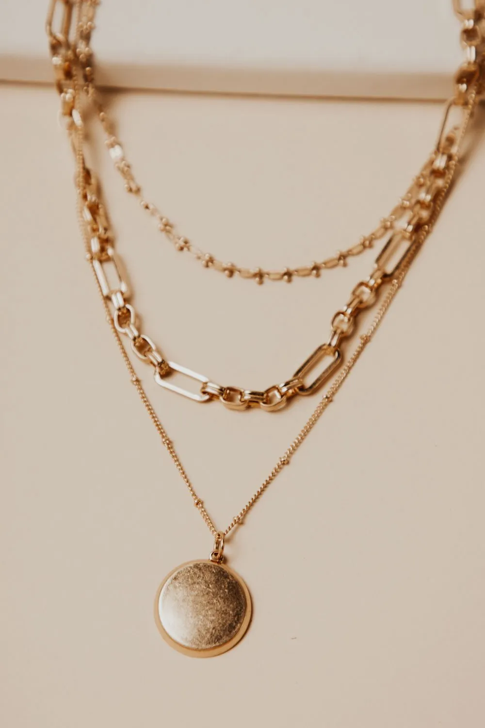 Layered Circle Pendant Necklace