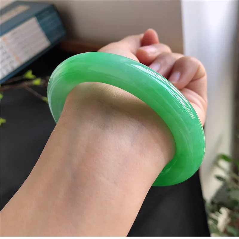 Natural Jade Bangle Jadeite Bangle Internal Diameter 57.2mm 00944