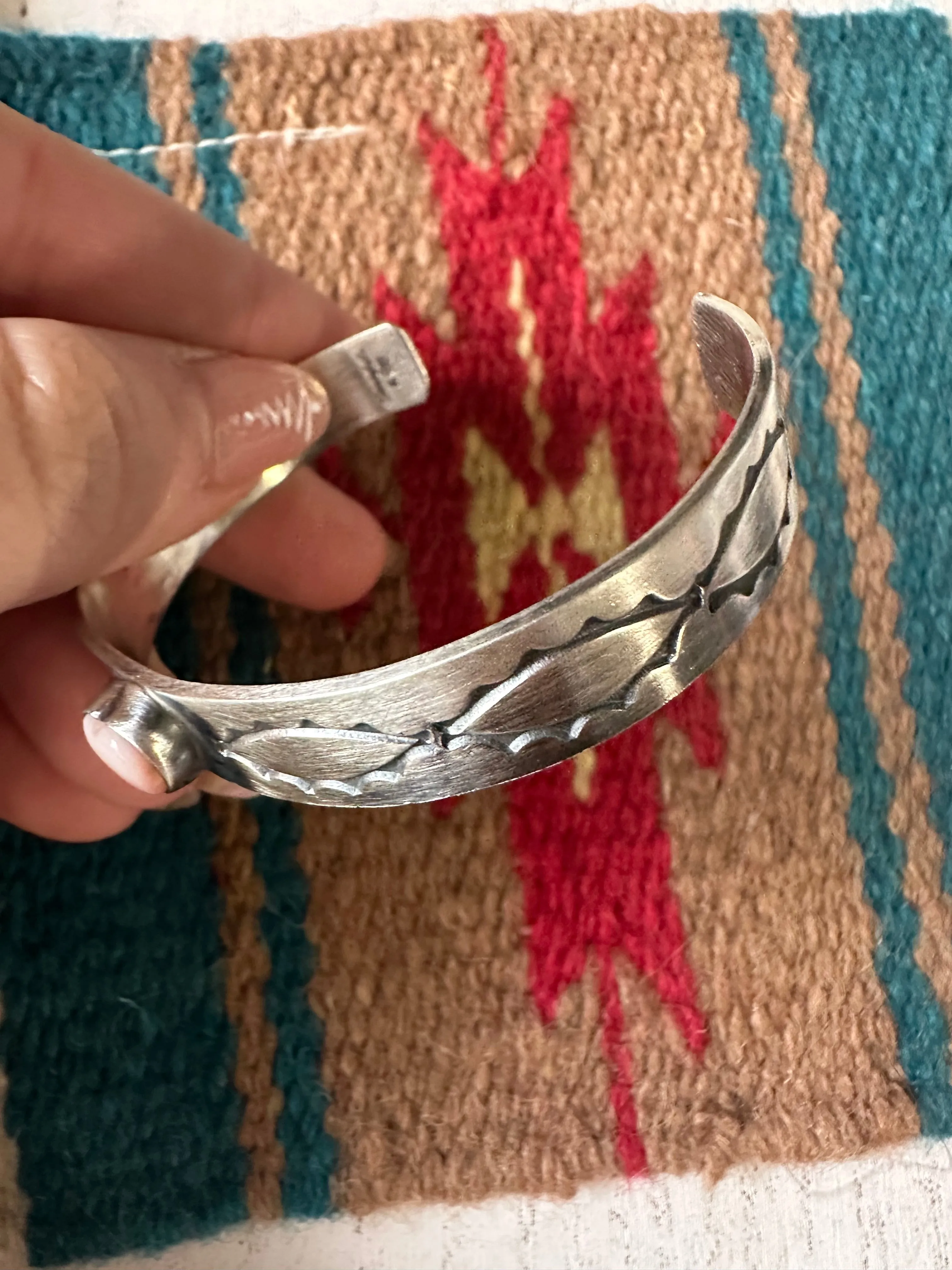 Navajo Sterling Silver & Queen Pink Conch Heart Cuff Bracelet