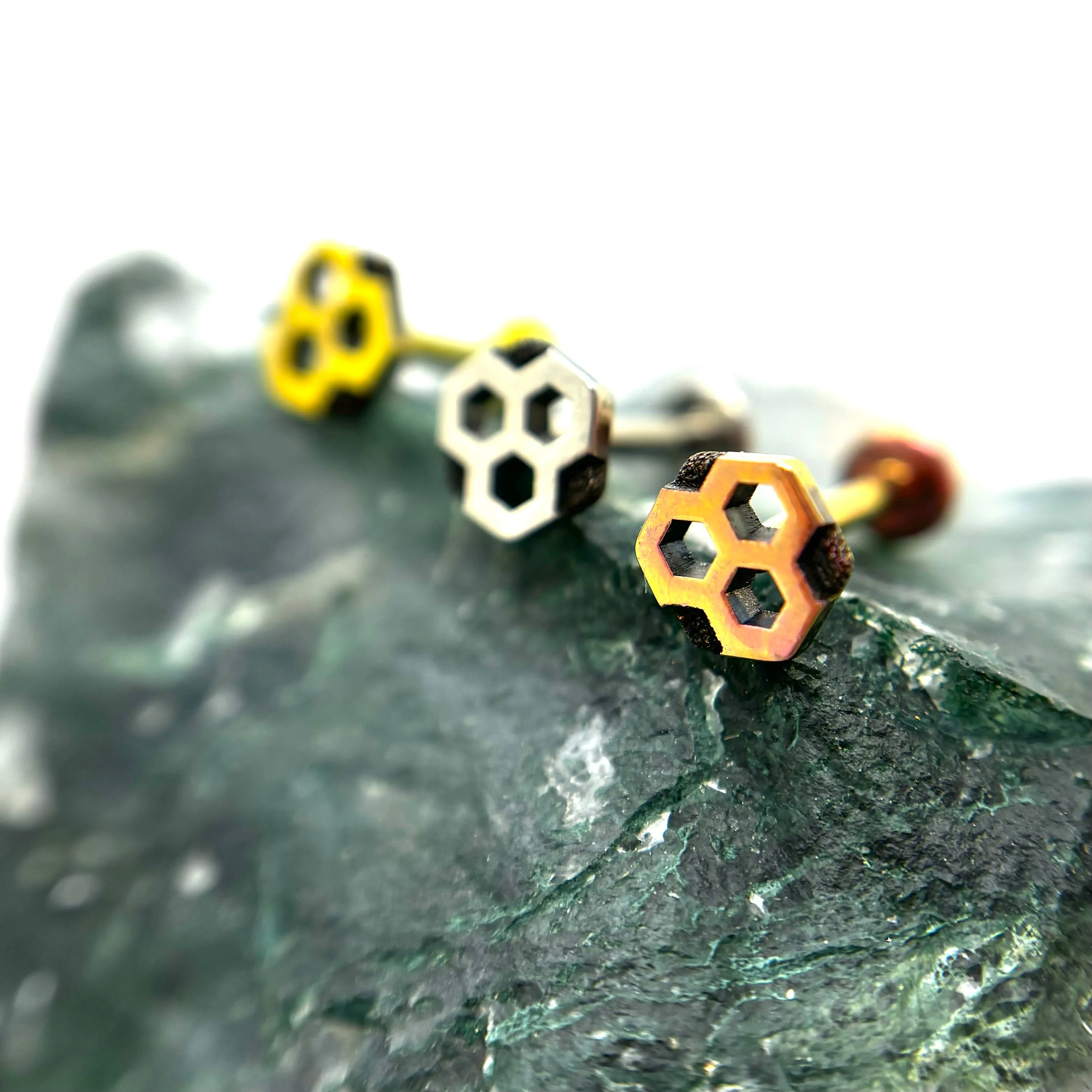 *NEW * 6mm  threadless honeycomb