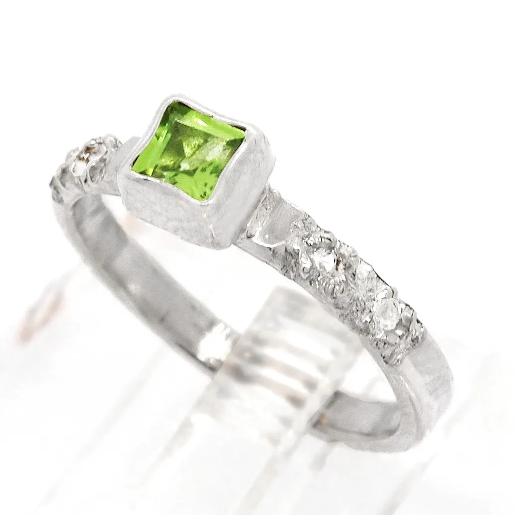 Peridot & White Zircon Ring (size 5)