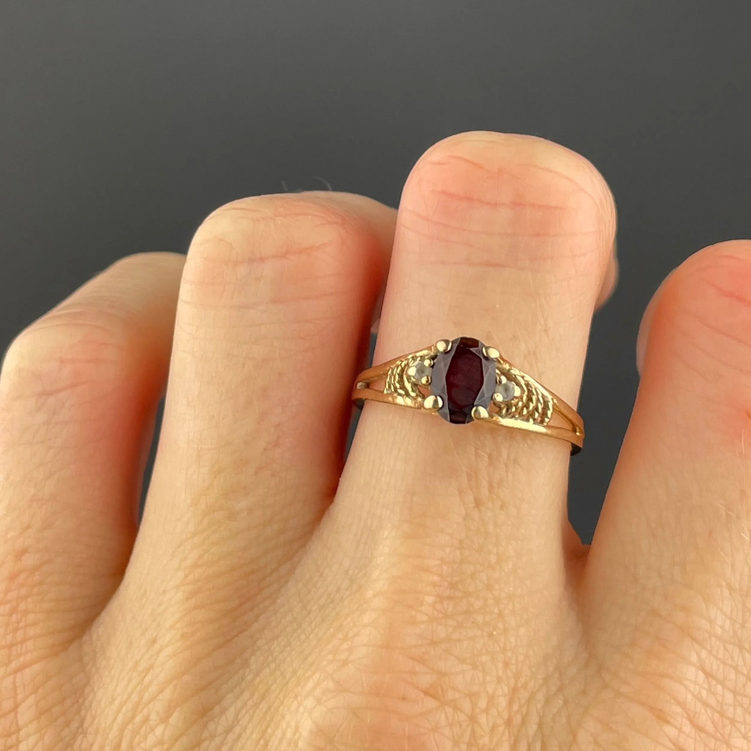 Vintage 10K Gold Garnet White Topaz Ring