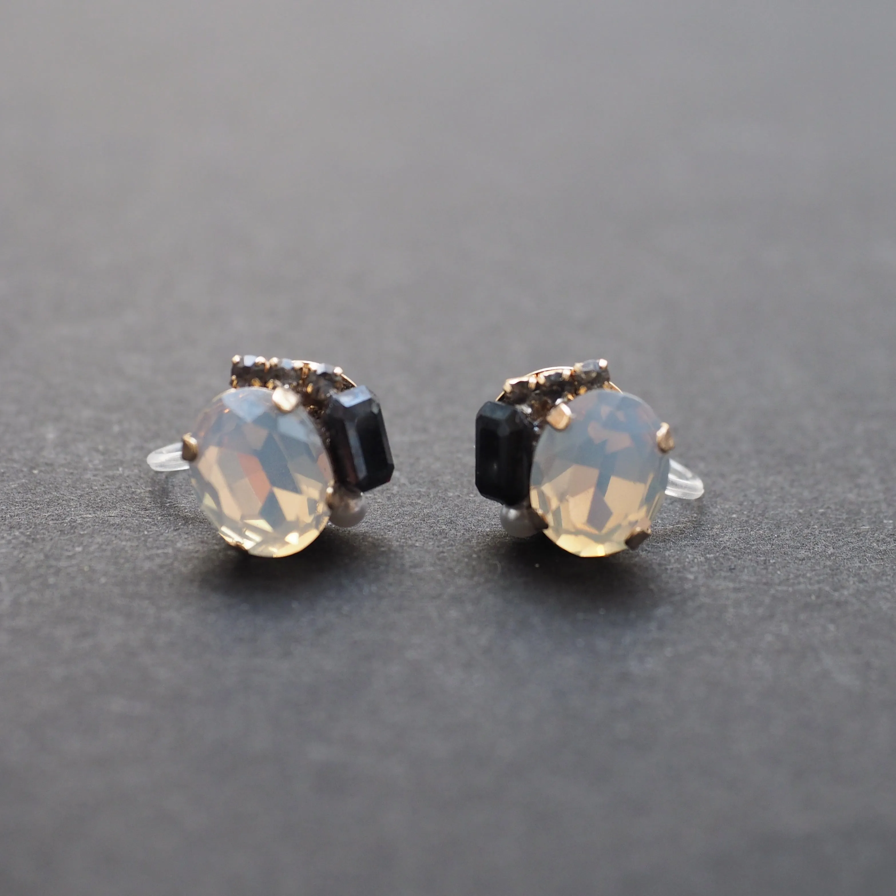 White and Black Rhinestone Invisible Clip On Stud Earrings ( Black )